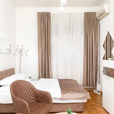 1st Apartament