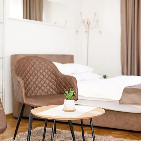 1st Apartament *